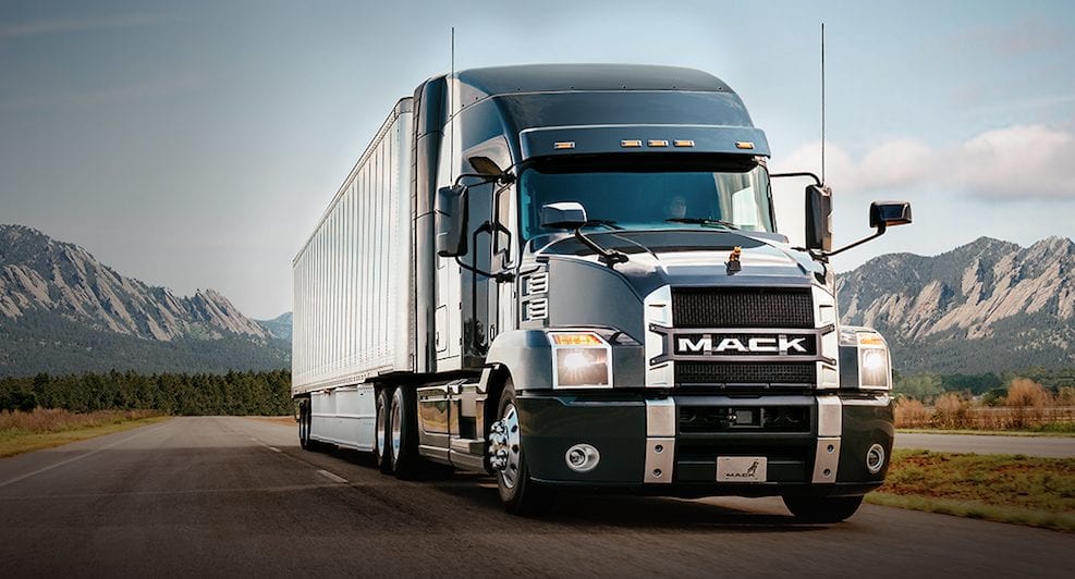 Tendrá Mack Trucks nuevo líder