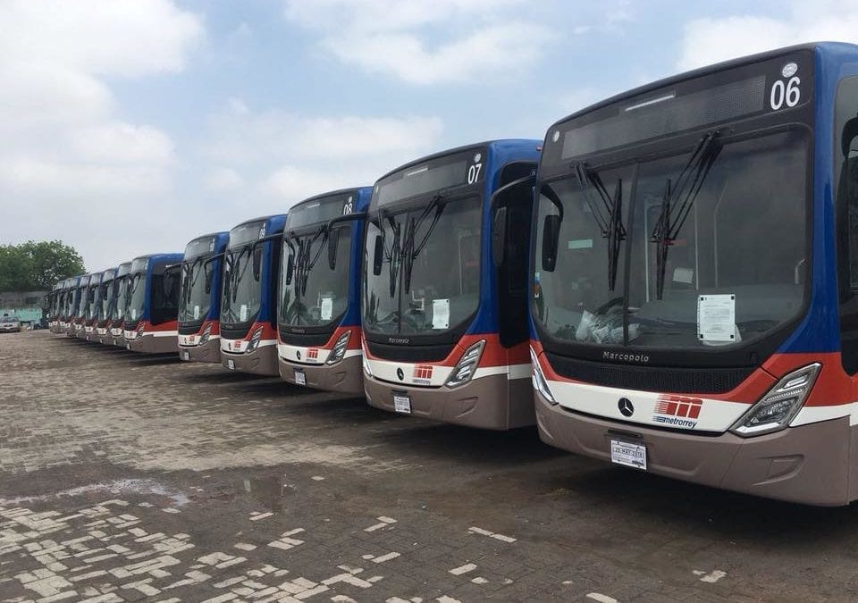 Refuerza TransMetro sus operaciones con nuevos buses