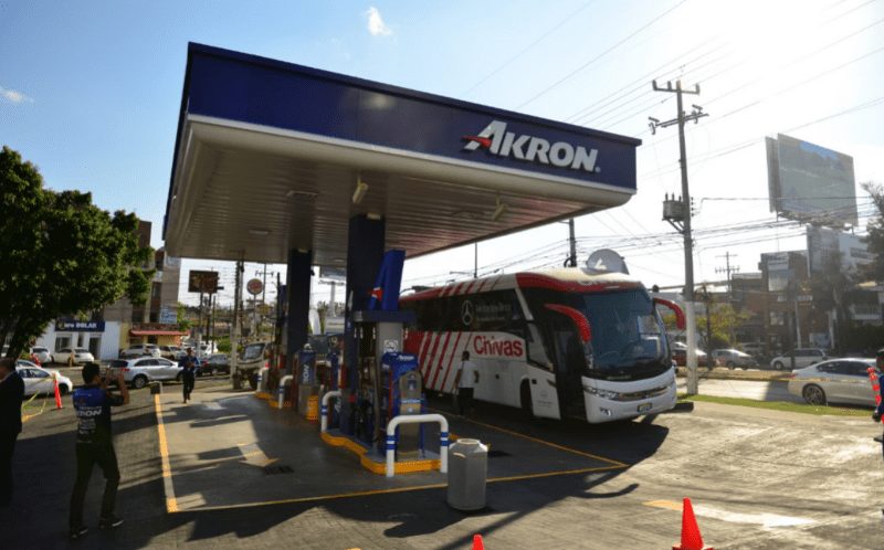 Planea Akron instalar 600 gasolineras en 5 años