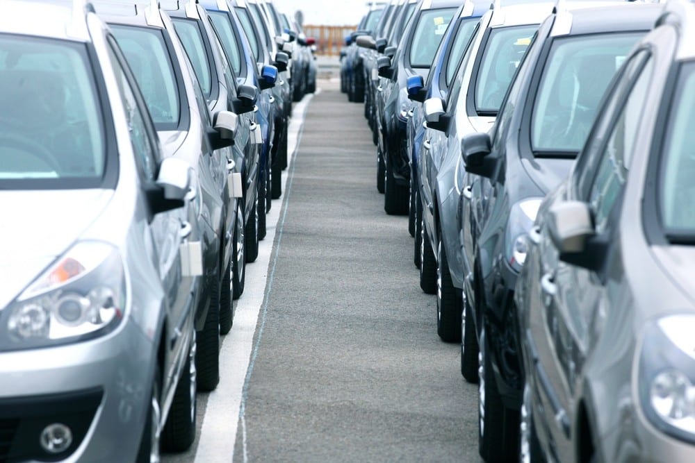 Proponen en Senado facilitar importación de vehículos usados