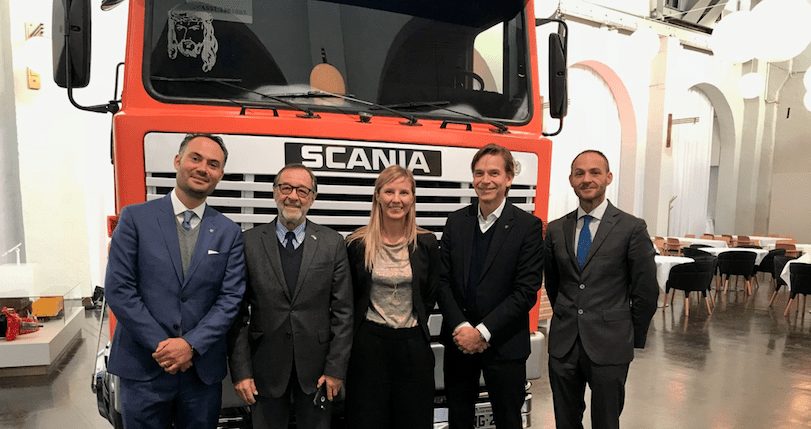 Recibe Scania al embajador de México en Suecia