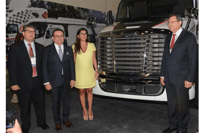 Daimler expone sus productos en INA PAACE