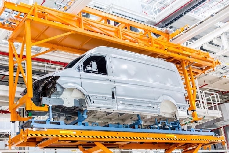 Impacta la producción global de VW Vehículos Comerciales