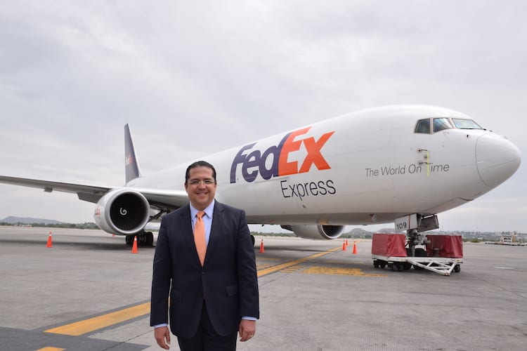 Amplía FedEx su capacidad de carga aérea