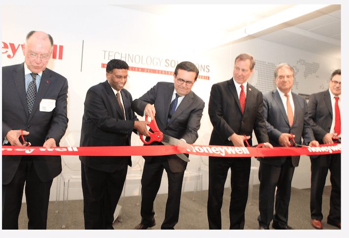 Inaugura Honeywell Centro I+D Tecnológico en México