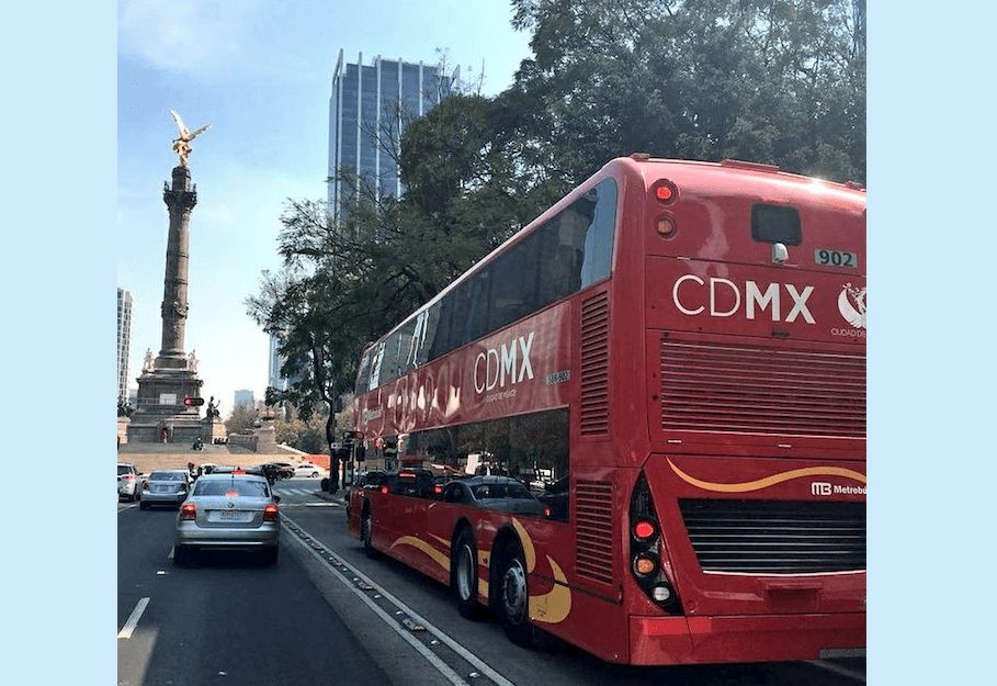 Realizan pruebas del Metrobús en Reforma