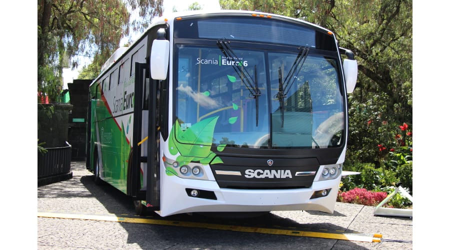 Presente Scania en el foro Alternativas Verdes