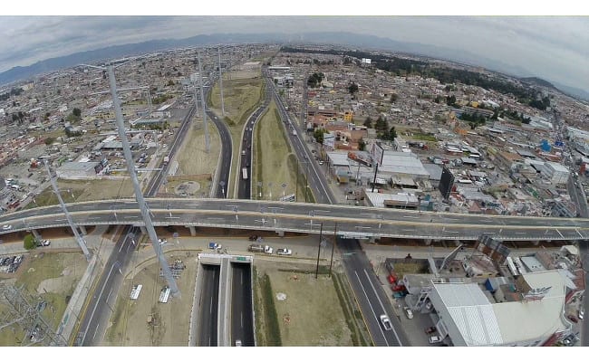 Opera nuevo distribuidor vial en Toluca