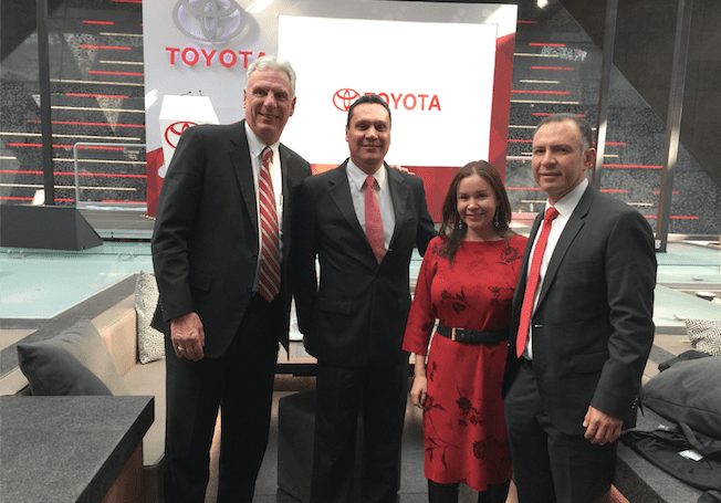 Logra Toyota gran año al vender más de 100,000 unidades
