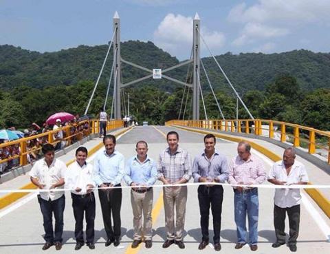Rehabilitan Puente Santa Rita