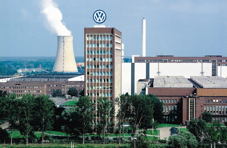Investiga Volkswagen irregularidades de software