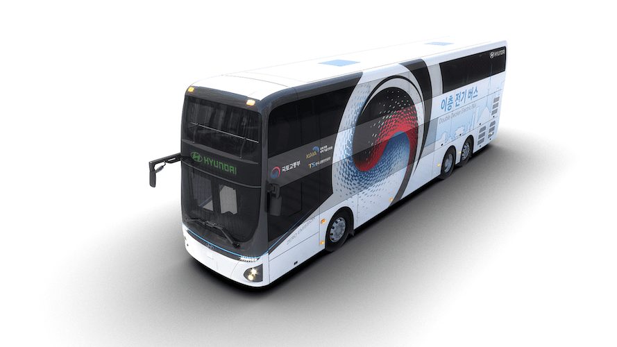 Presenta Hyundai un autobús eléctrico de doble piso