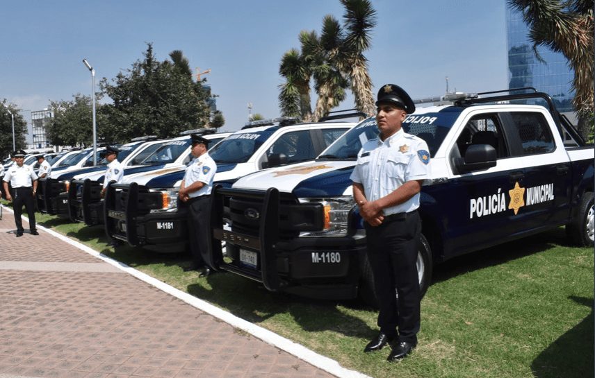 Recibe policía de Querétaro flota vehicular