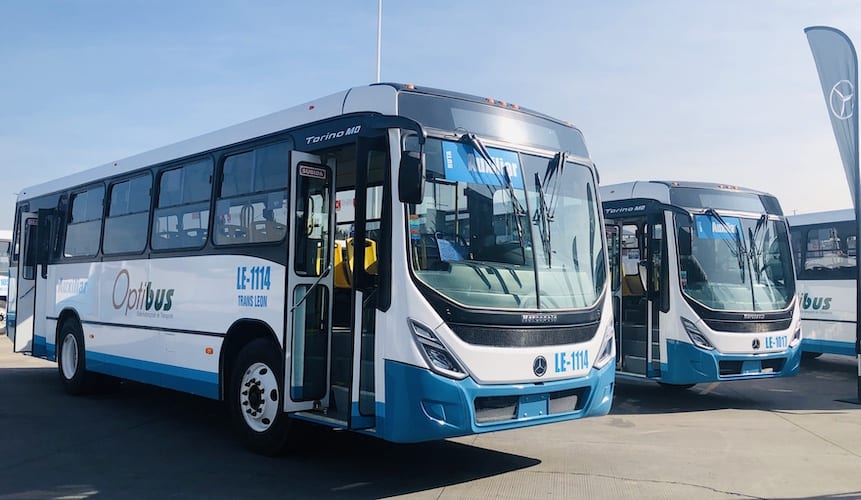 Mercedes-Benz entrega autobuses al Corporativo Transporta 