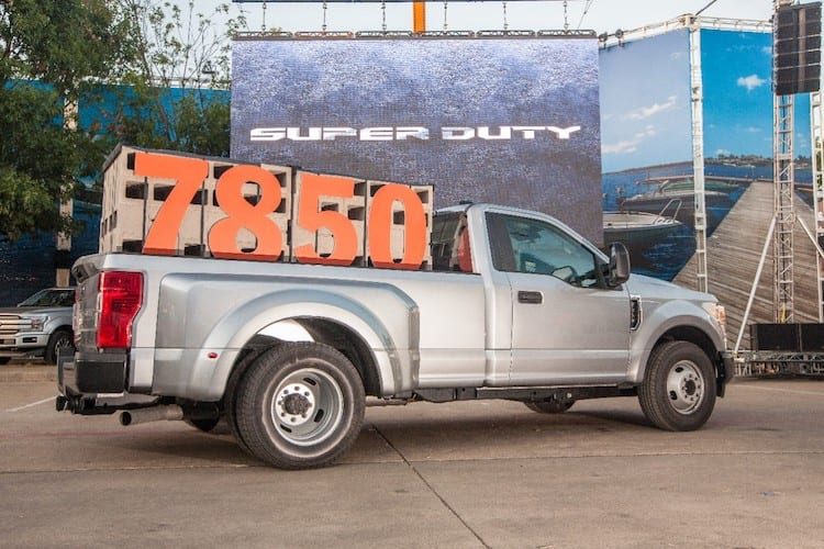 Pasa Ford Súper Duty al siguiente nivel en capacidad-Magazzine del Transporte