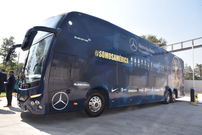 2 nuevos Mercedes-Benz transportan al Club América