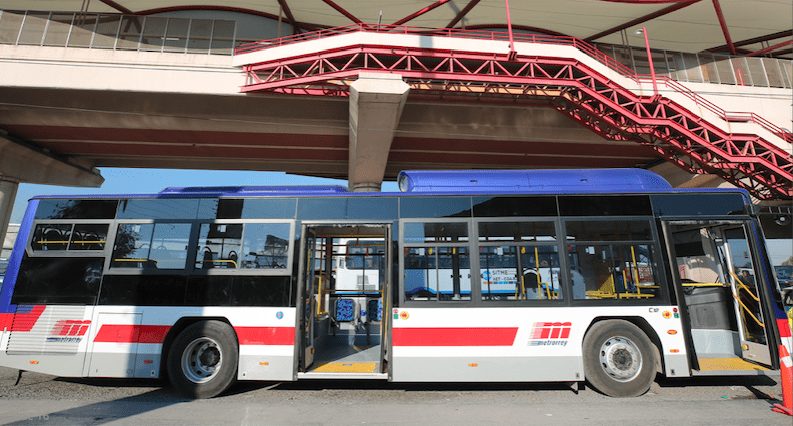 Arrancan operaciones nuevos autobuses de Transmetro