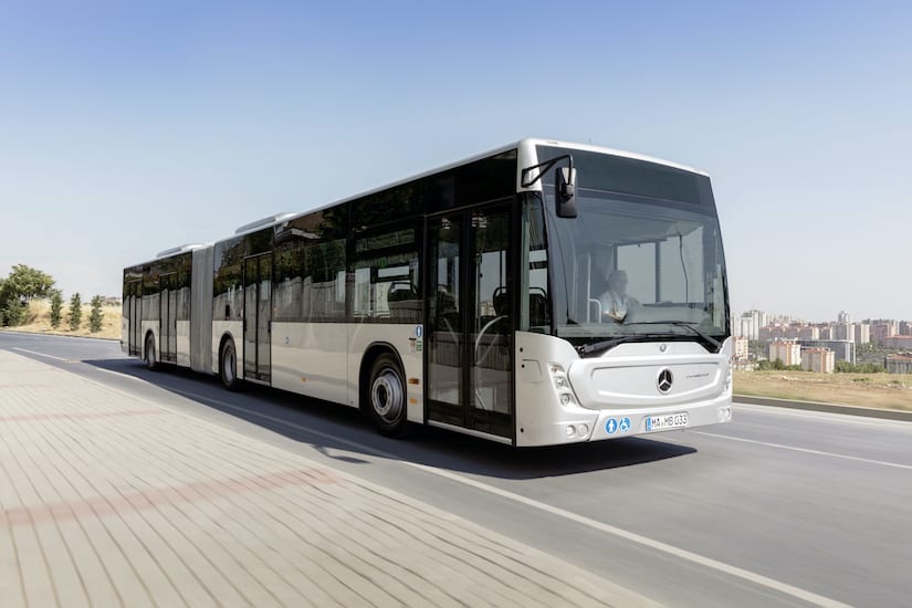 Daimler Buses entrega 566 nuevos autobuses 