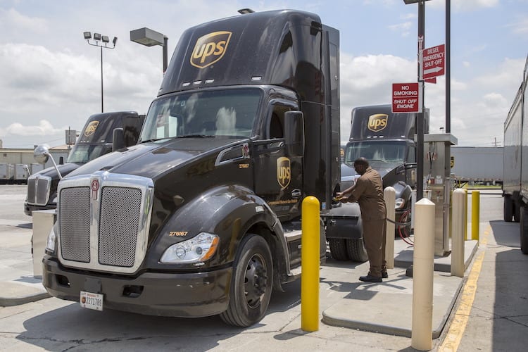 Crece la apuesta de UPS por vehículos a gas