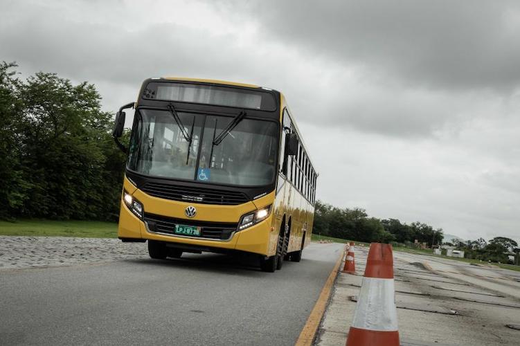 Entrega VWCO flota de 146 autobuses escolares