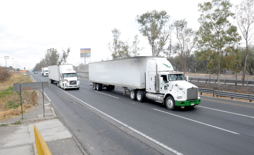 Aumentan riesgos en autotransporte de carga agroalimentario