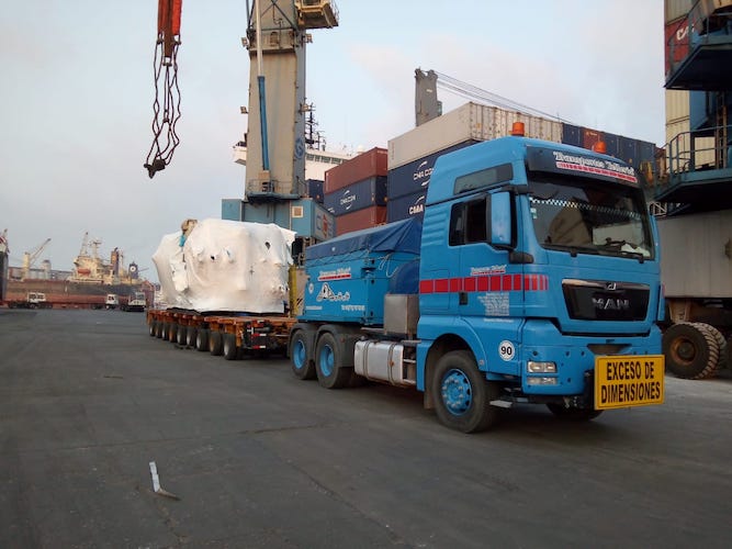 El desafío de transportar 138 toneladas de maquinaria