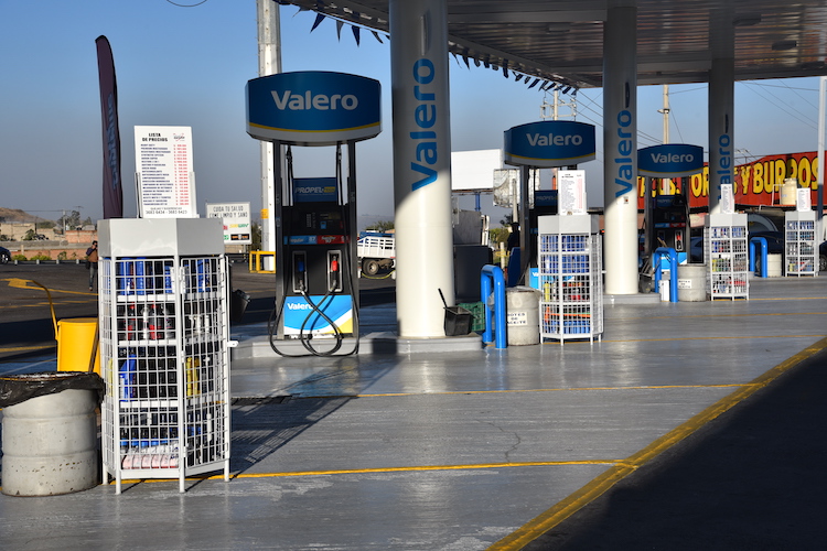 Llega Valero a 50 estaciones de servicio