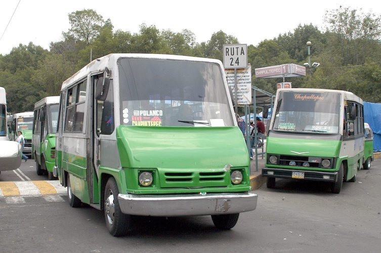 Inicia programa para renovar vehículos de transporte concesionado