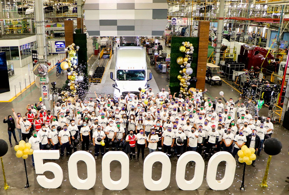 Produce Daimler Planta Saltillo la unidad 500,000