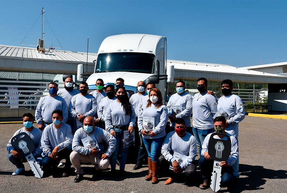 IECA Guanajuato capacita 18 futuros operadores