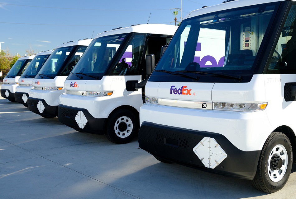 BrightDrop-entrega-los-primeros-vehiculos-totalmente-electricos-a-FedEx