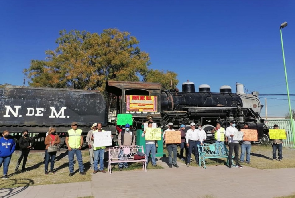 Ferrocarrileros-protestan-en-Coahuila-contra-el-lider-del-sindicato