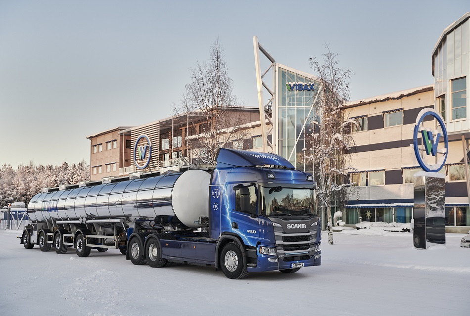 Scania-entrega-un-camion-electrico-de-64-toneladas-a-Wibax