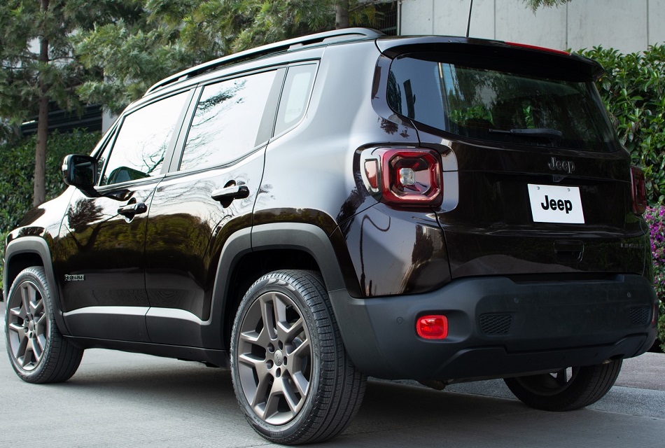 Jeep México lanza la Renegade Bronze Edition 2022