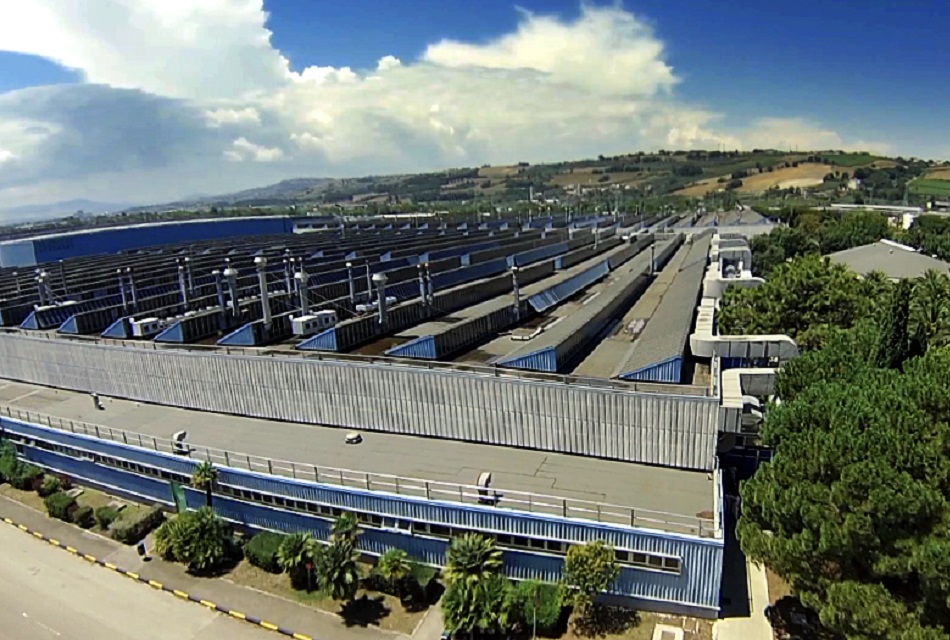 Stellantis y socios trabajan en planta de baterías en Italia