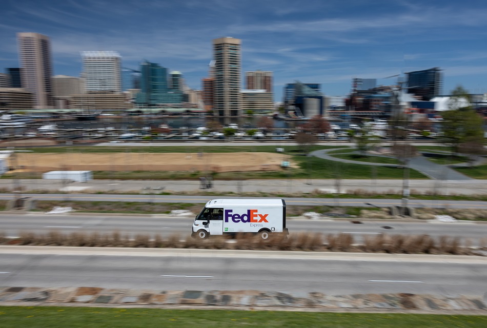 BrightDrop-y-FedEx-establecen-record-con-vehiculo-electrico