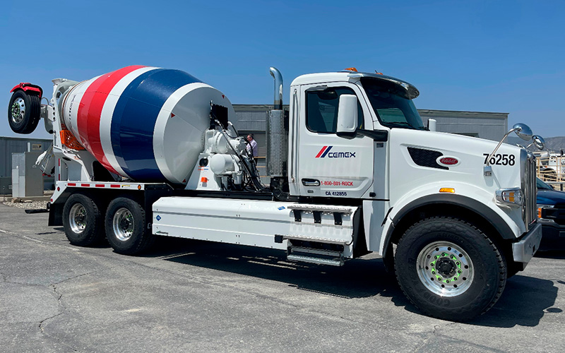 CEMEX USA agrega camiones a gas natural a su flota