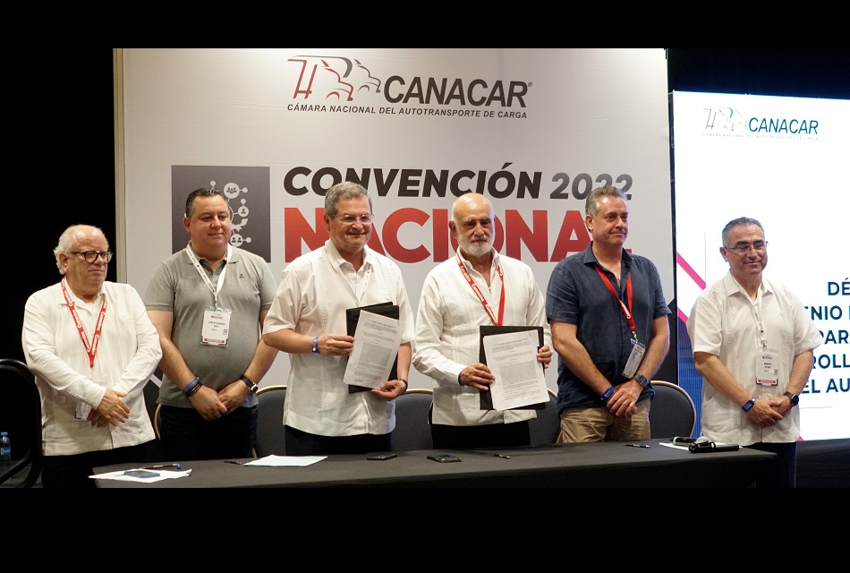 Navistar y Canacar renuevan convenio de colaboración