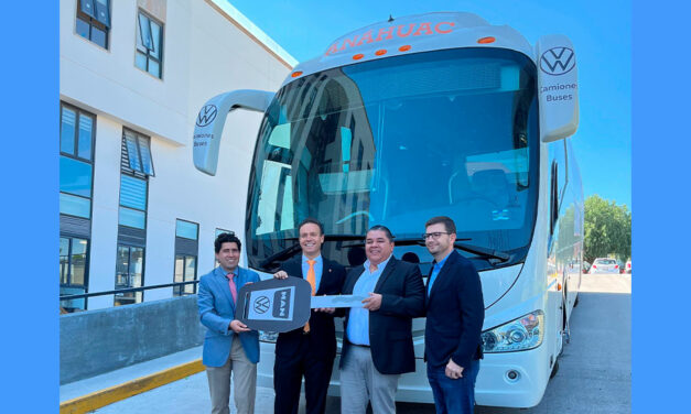 Autobús MAN transporta a comunidad de la Universidad Anáhuac