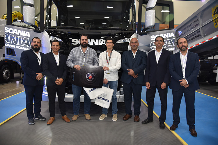 Arranca Scania Expo Proveedores con entrega de 60 unidades