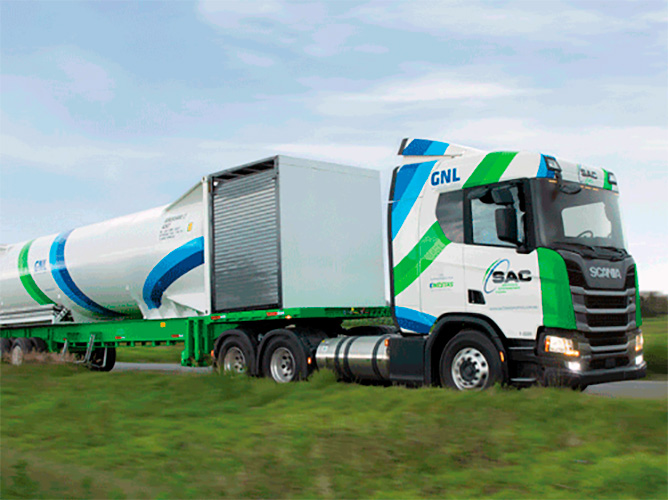 SAC Transportes apuesta por tractocamiones de combustibles alternos