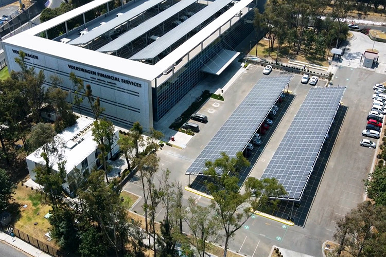 Volkswagen Financial instala paneles solares para reducir su huella de carbono