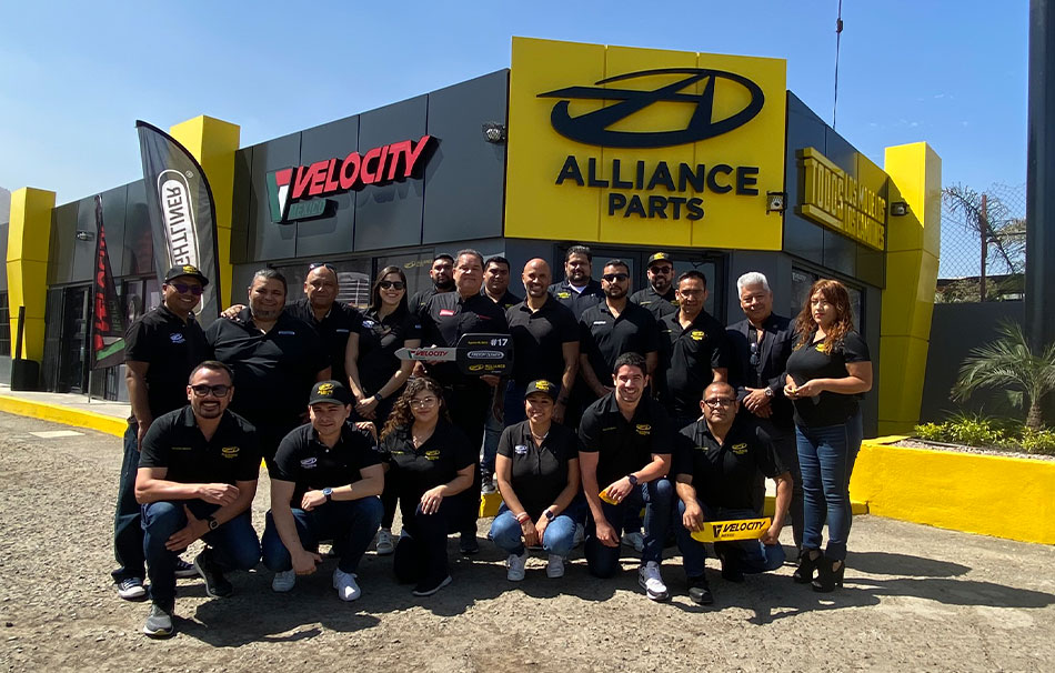 Velocity México abre dos tiendas Alliance Parts