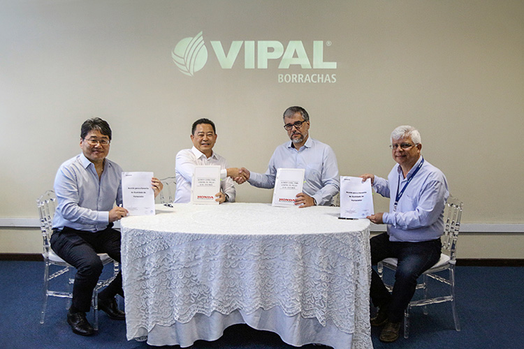 Vipal es la proveedora oficial de llantas para motocicletas Honda