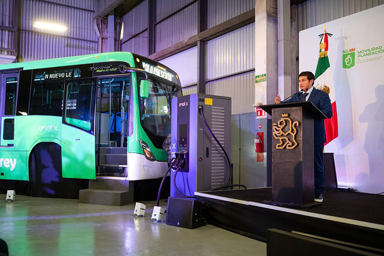 Marcopolo y Enel inician fabricación de buses eléctricos en Monterrey