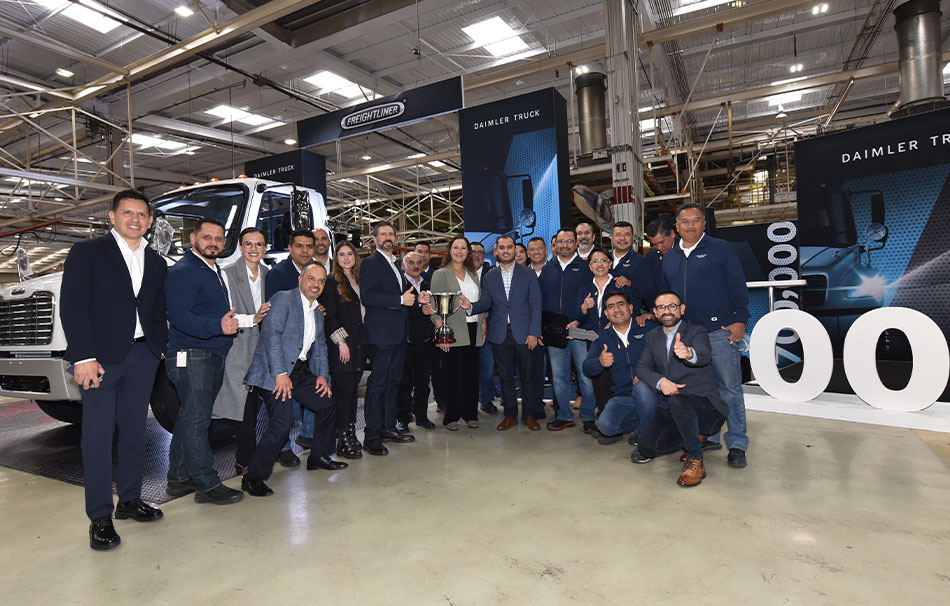 700,000 camiones ha producido Daimler Planta Santiago