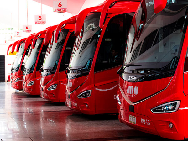 Transforma ADO movilidad en el sureste con 23 autobuses Volvo