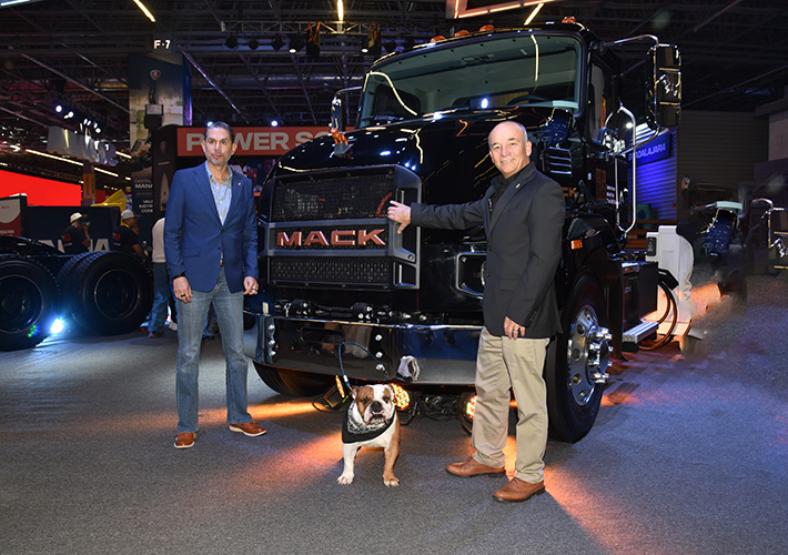 Invierte Mack Trucks para aumentar su poder en México