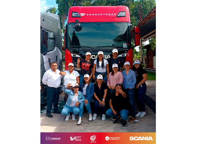 Tercera generación de Conductoras Scania, en Manzanillo
