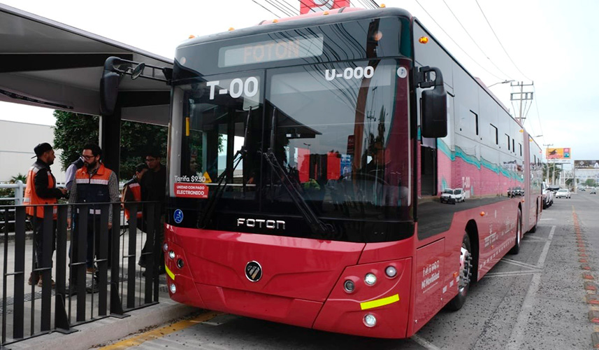 Autobuses FOTON en el corredor López Mateos de Guadalajara